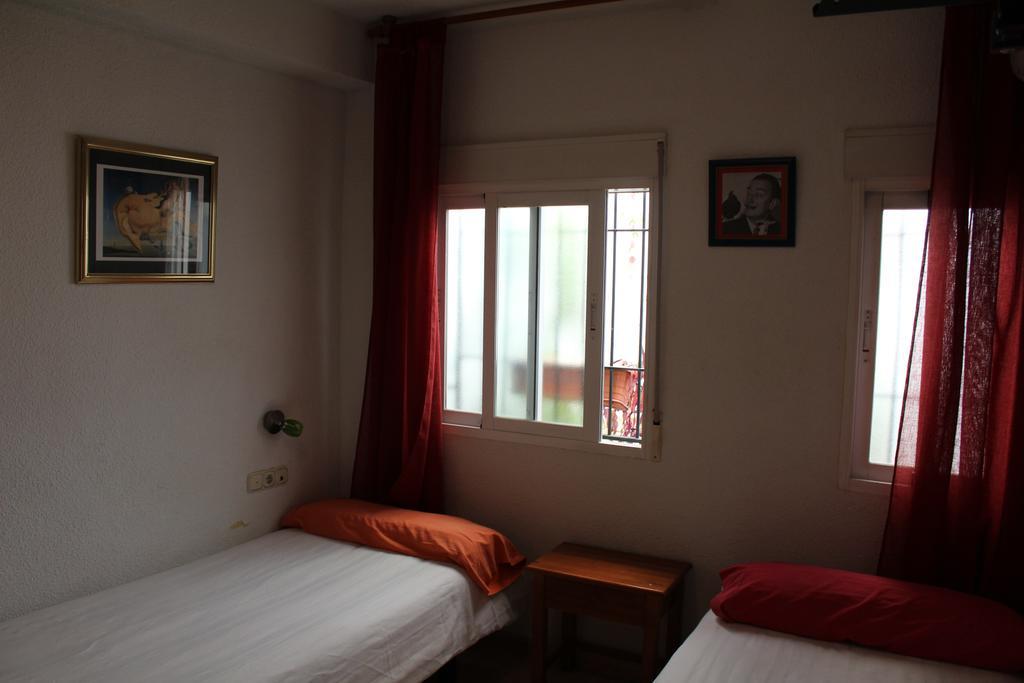 Hostal Nuevas Naciones Granada Camera foto