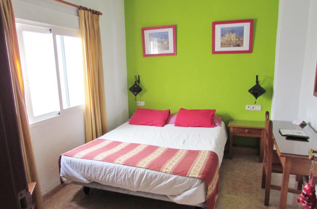 Hostal Nuevas Naciones Granada Esterno foto